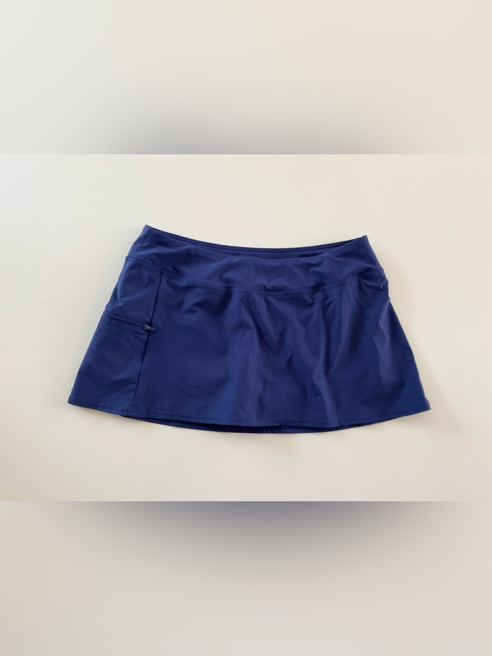 Sunsets Sporty Swim Skirt in Navy Women's Size Small W/‎ Attached Shorts